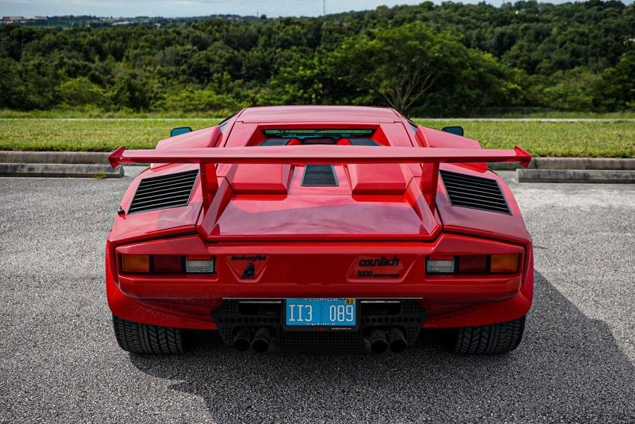  Lamborghini Countach LP5000 S Quattrovalvole 1988 года  (фото 18 из 146)